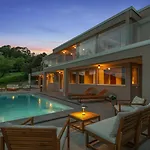 With Pool And Panorama - Friend Trip,company Outing